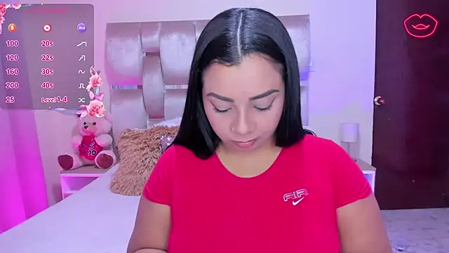 Snapshot of MelanyShayk chatting on 11-09-25, 02:21 MelanyShayk online show from 11-09-25, 02:21