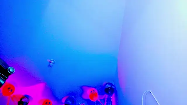 Snapshot of dannabigdirty1 chatting on 10-07-25, 08:28 dannabigdirty1 online show from 10-07-25, 08:28