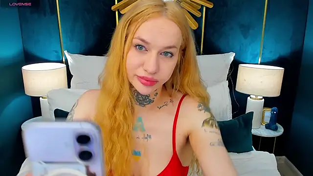 SarahLust online show from 05-16-26, 12:15