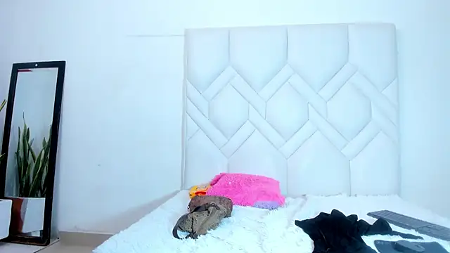 Cleopatra Trans online show from 04-18-26, 07:18