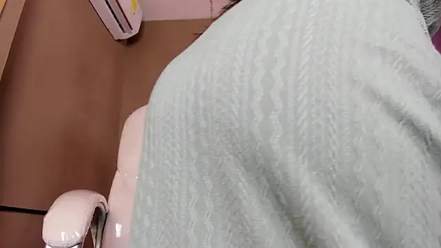 Snapshot of _BunnyNaugthy chatting on 11-11-25, 12:05 BunnyNaugthy online show from 11-11-25, 12:05