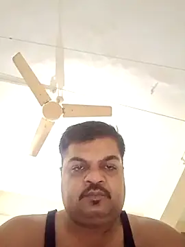 Snapshot of Desi_Londa_143 chatting on 03-03-25, 11:56 Desi Londa 143 online show from 03-03-25, 11:56