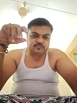 Snapshot of Desi_Londa_143 chatting on 03-17-25, 03:29 Desi Londa 143 online show from 03-17-25, 03:29