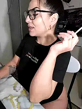 Snapshot of hot-babygirl chatting on 02-04-25, 07:00 hot-babygirl online show from 02-04-25, 07:00