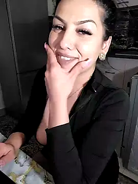 Snapshot of hot-babygirl chatting on 02-13-25, 10:54 hot-babygirl online show from 02-13-25, 10:54