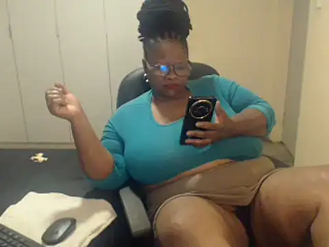 sweetnoziexx online show from 02-18-25, 08:38