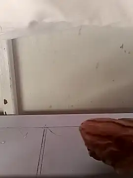 Snapshot of asil1710 chatting on 01-29-25, 10:37 asil1710 online show from 01-29-25, 10:37