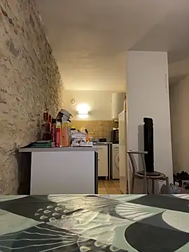 yann2392 online show from 02-12-26, 06:36