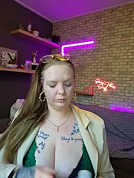 Melissa1994- online show from 04-21-26, 01:39