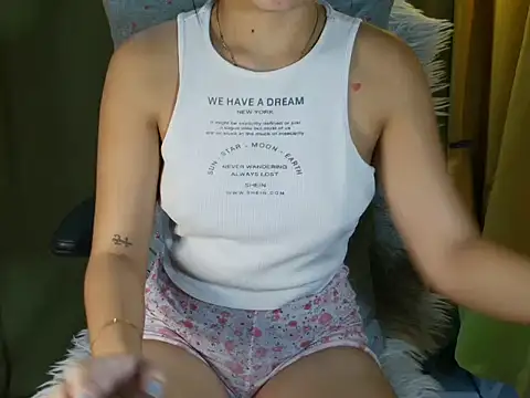 Sweet kitty60xx online show from 11-25-25, 11:10