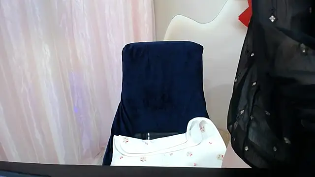 Leiershery online show from 10-29-25, 01:19