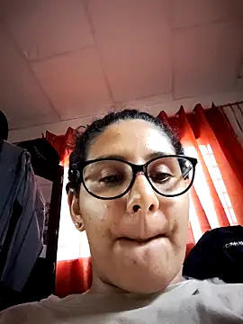 Snapshot of DanielleEvans_ chatting on 02-23-25, 02:35 DanielleEvans online show from 02-23-25, 02:35