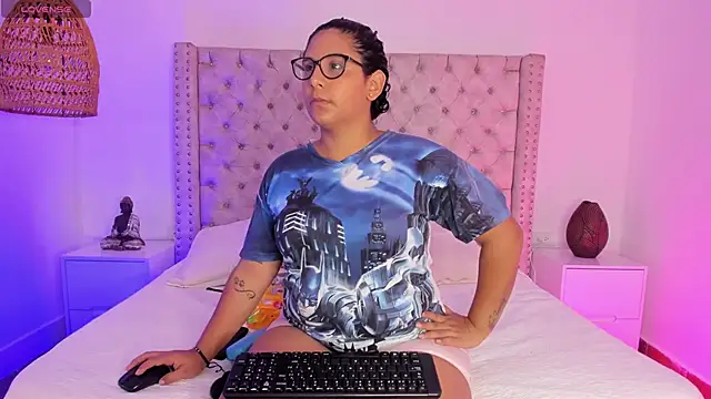 Snapshot of DanielleEvans_ chatting on 03-10-25, 11:10 DanielleEvans online show from 03-10-25, 11:10