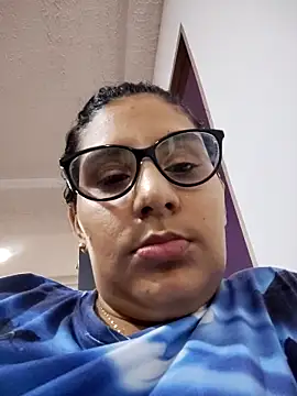 Snapshot of DanielleEvans_ chatting on 03-21-25, 11:22 DanielleEvans online show from 03-21-25, 11:22