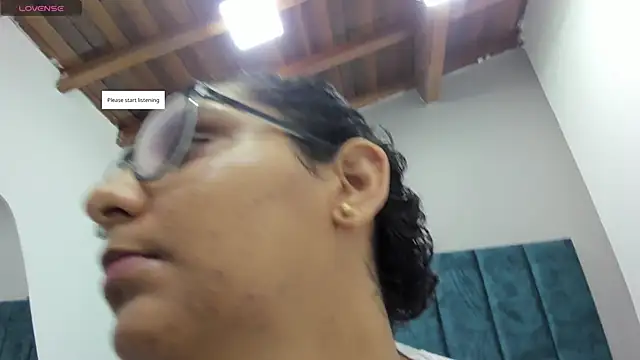 DanielleEvans  online show from 12-05-25, 11:19