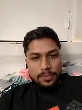 Snapshot of _IRRESISTIBLE_ chatting on 11-11-25, 02:39 IRRESISTIBLE online show from 11-11-25, 02:39