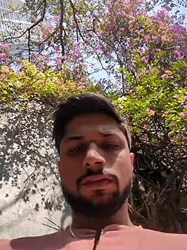 Snapshot of _IRRESISTIBLE_ chatting on 11-18-25, 07:02 IRRESISTIBLE online show from 11-18-25, 07:02