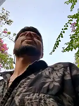 Snapshot of _IRRESISTIBLE_ chatting on 11-23-25, 07:52 IRRESISTIBLE online show from 11-23-25, 07:52