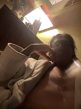 odieopie73 online show from 02-11-25, 08:48