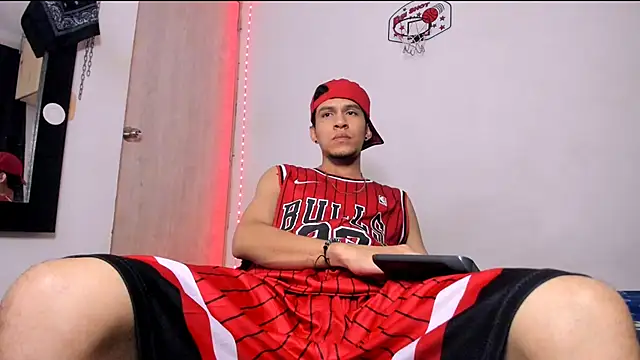 Samuel Suarez online show from 02-06-26, 07:23