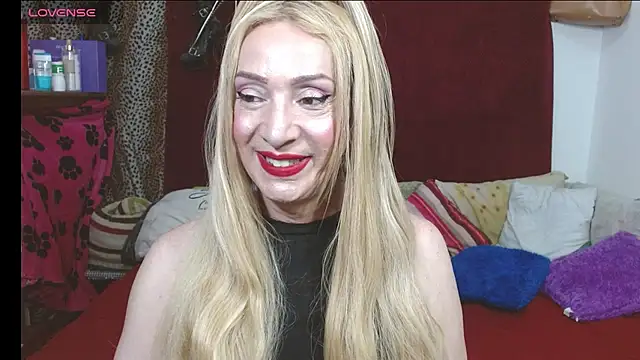 Snapshot of elena_evans chatting on 04-28-26, 06:46 elena evans online show from 04-28-26, 06:46