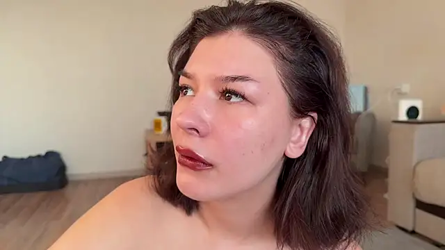 Snapshot of Love_plat1na chatting on 01-12-26, 09:58 Love plat1na online show from 01-12-26, 09:58