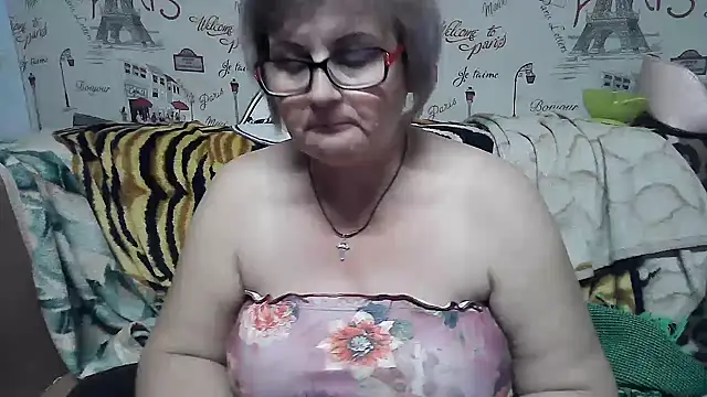 Snapshot of Gina_Marlyn chatting on 01-13-25, 06:27 Gina Marlyn online show from 01-13-25, 06:27