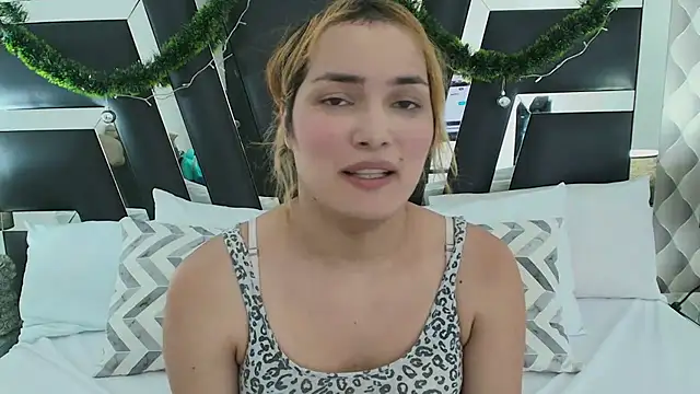 Snapshot of katya_kozlov chatting on 01-18-25, 02:47 katya kozlov online show from 01-18-25, 02:47