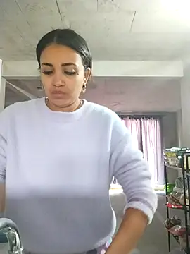 Snapshot of aisha_es chatting on 02-22-25, 03:14 aisha es online show from 02-22-25, 03:14