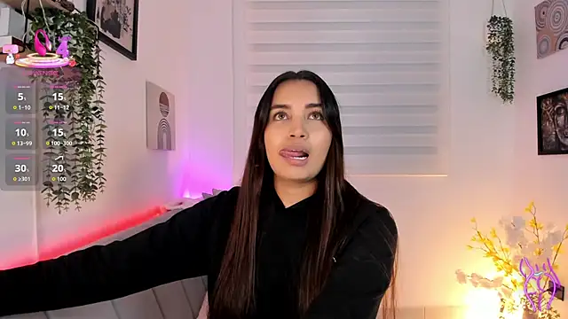 aisha es online show from 02-23-26, 11:02