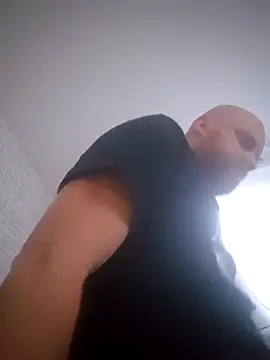 Snapshot of nicoco5757 chatting on 02-05-26, 04:22 nicoco5757 online show from 02-05-26, 04:22