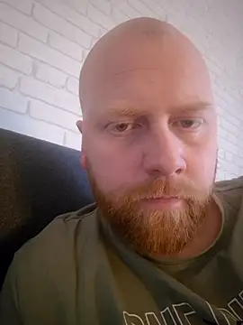 Snapshot of nicoco5757 chatting on 02-09-26, 02:54 nicoco5757 online show from 02-09-26, 02:54