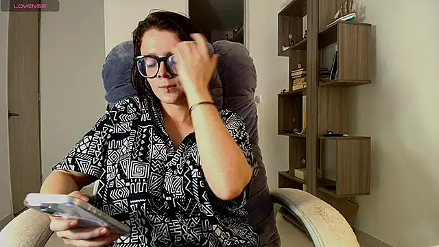 Arya starrk online show from 11-08-25, 03:01