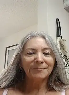 Snapshot of EvaRobinson chatting on 09-19-25, 05:24 EvaRobinson online show from 09-19-25, 05:24