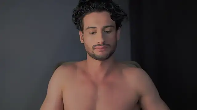 Keen   Luckystrike online show from 12-12-24, 04:37