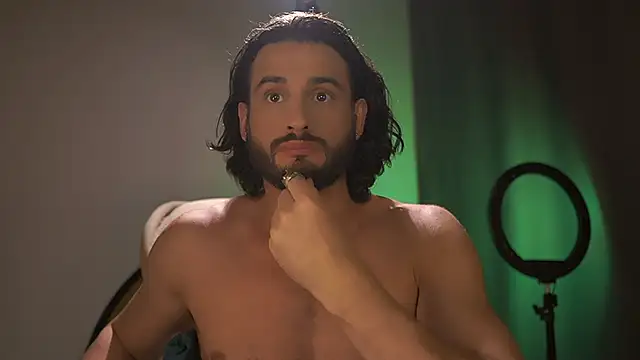 Keen   Luckystrike online show from 10-11-25, 03:54