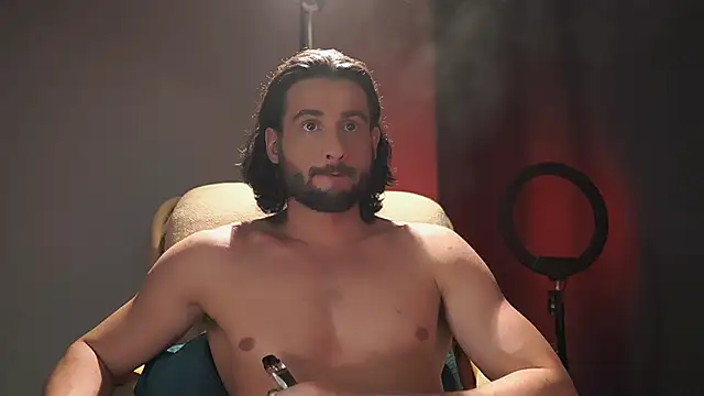 Keen   Luckystrike online show from 10-24-25, 11:56