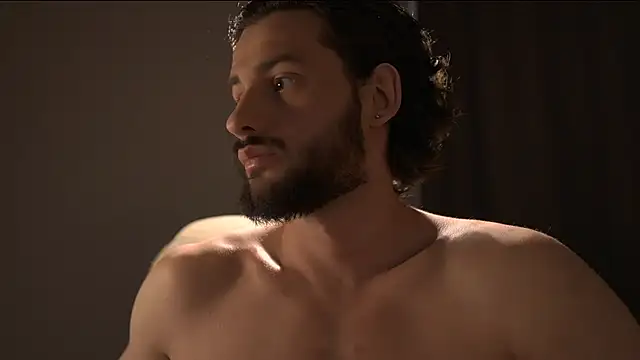 Keen   Luckystrike online show from 04-11-26, 07:45