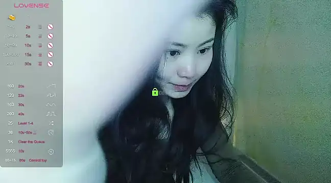 Snapshot of MM-Amy chatting on 03-03-25, 03:08 MM-Amy online show from 03-03-25, 03:08