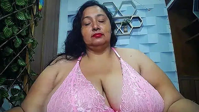 TistMature online show from 10-17-25, 01:14