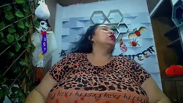 TistMature online show from 10-21-25, 01:12