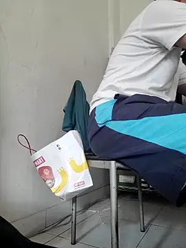 ksshp9502 online show from 10-23-25, 06:34