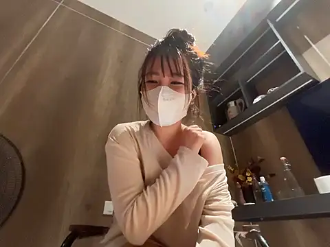 Snapshot of Onee-Chew chatting on 07-30-26, 01:21 Onee-Chew online show from 07-30-26, 01:21