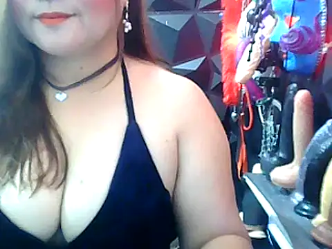 Snapshot of URFUCKINGDOLL chatting on 01-19-25, 12:06 URFUCKINGDOLL online show from 01-19-25, 12:06