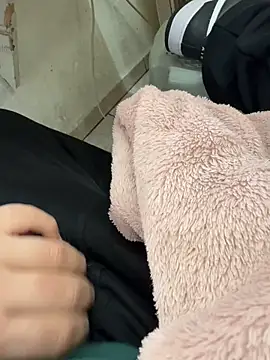 buri232 online show from 03-07-25, 02:12