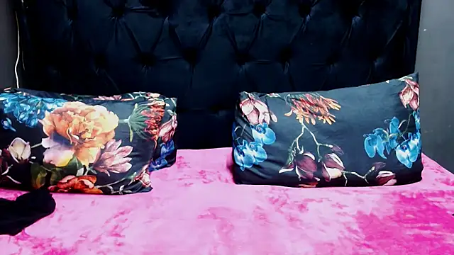 Ducheess online show from 03-06-25, 02:09