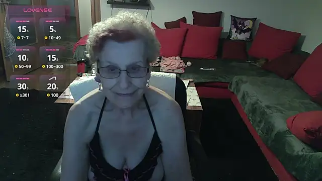 HeisseomaOriginal online show from 01-20-25, 08:09