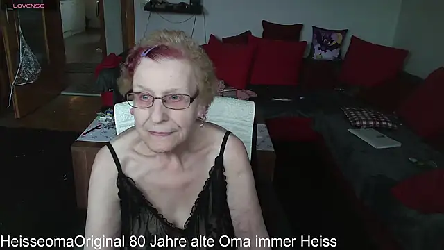 HeisseomaOriginal online show from 03-11-25, 08:09