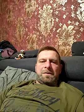 Snapshot of Mjn34 chatting on 02-20-25, 06:02 Mjn34 online show from 02-20-25, 06:02