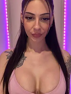 Sassy-Susie online show from 01-06-26, 03:27